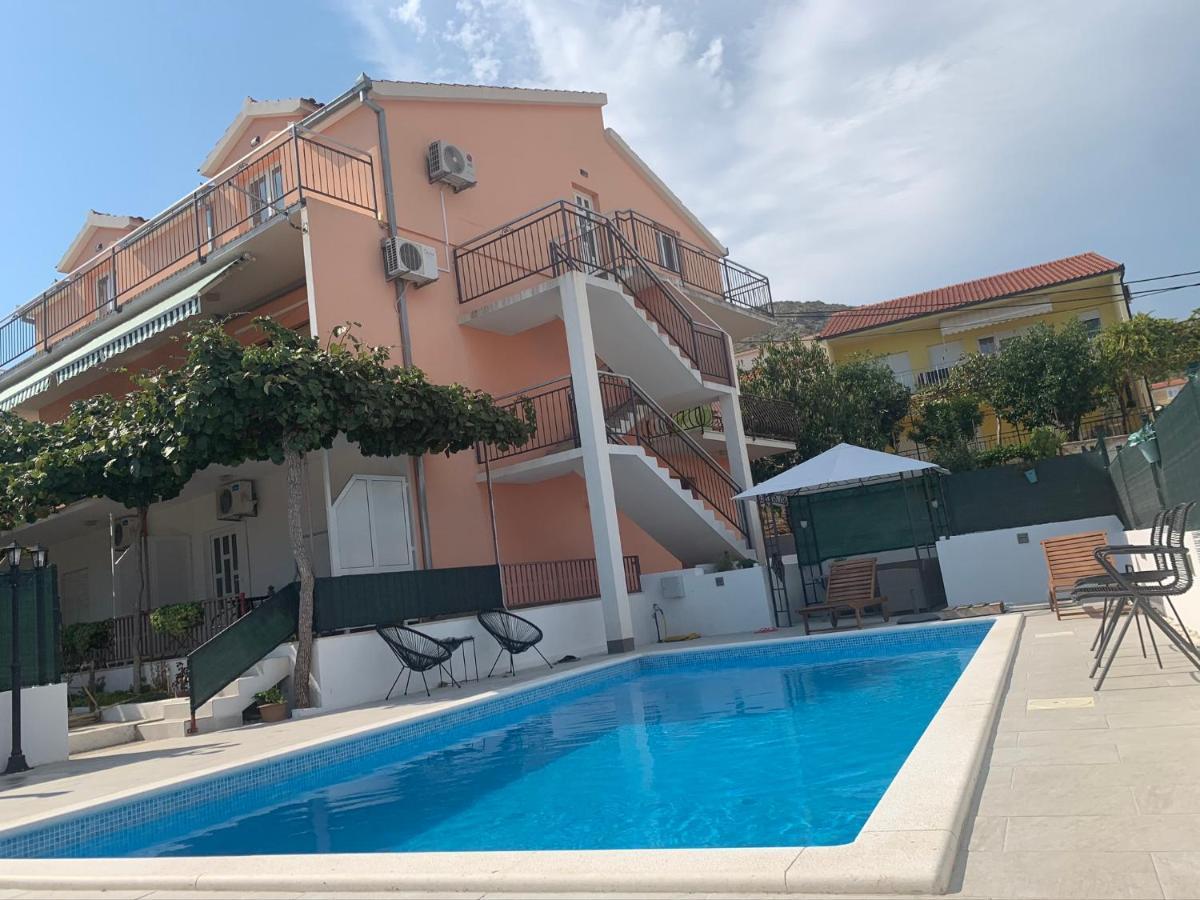 Apartments Villa Bella Vista Seget Trogir Exterior foto